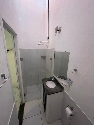 Bathroom 3, Dorm Ceu Azul, Porto Seguro