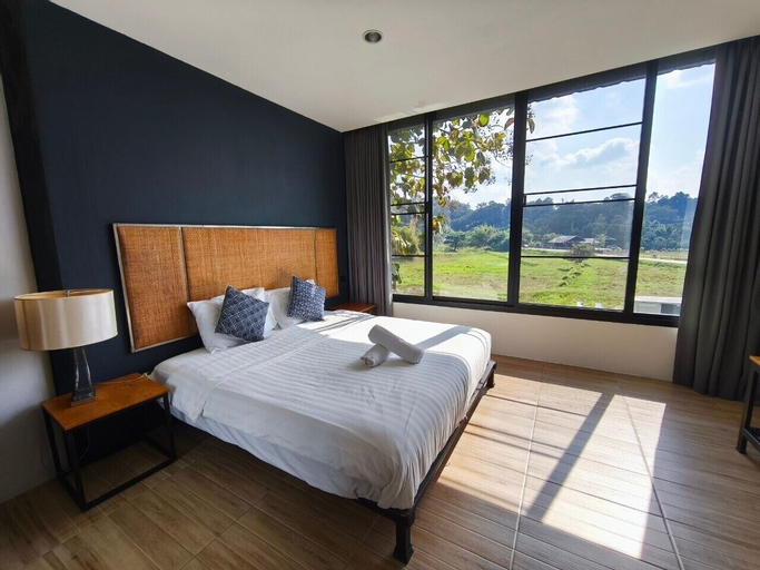 Bedroom 18