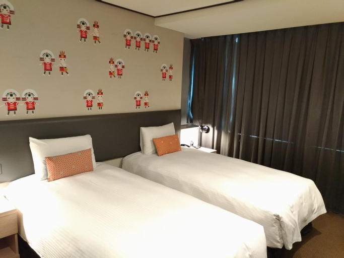 Bedroom 8