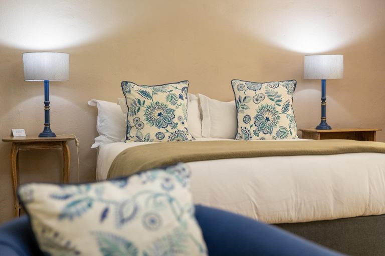 Bedroom 2, Old Halliwell Country Inn B and B, Umgungundlovu