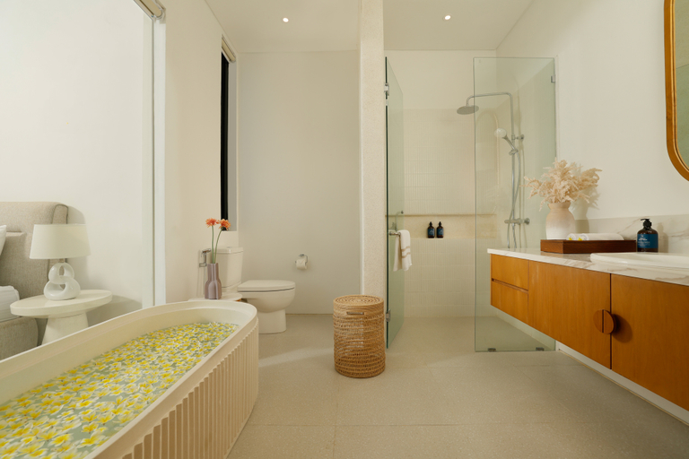 Bathroom 5, Villa Kalem Canggu by Nakula, Badung