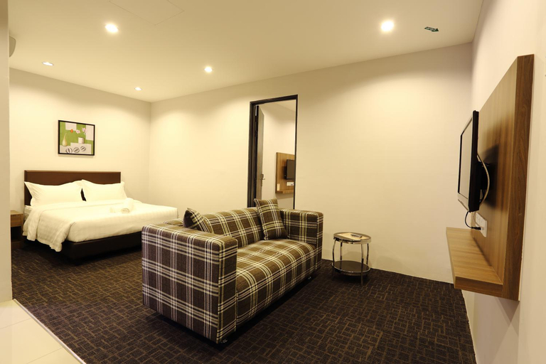 Bedroom 12