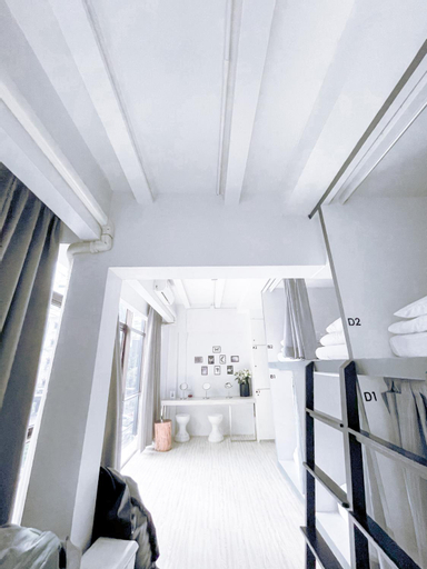 Bedroom 16