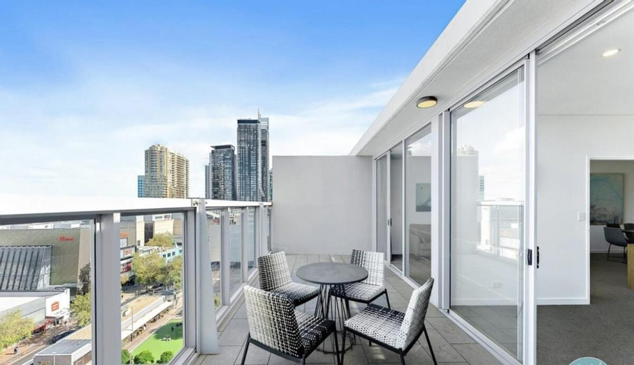 Exterior & Views 3, 2 beds luxury apartment in the heart of chatswood12, Willoughby