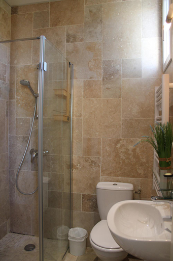 Bathroom 4, La Villa des Oliviers, Alpes-Maritimes