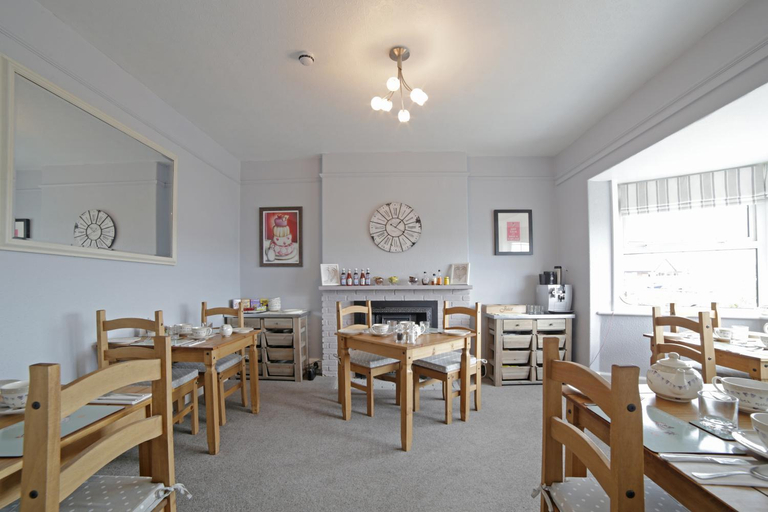 Food & Drinks, Sunrise Guest House, Cornwall