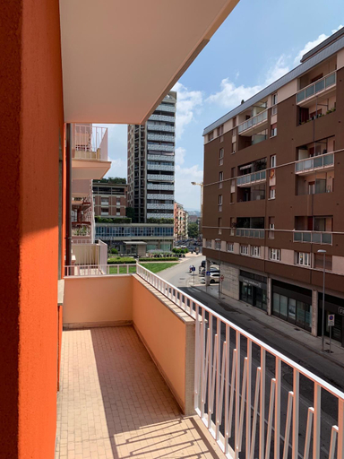 Others 4, Casa Italia, Verona