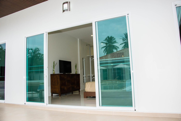 Villa Tha Maphrao, Phuket Island