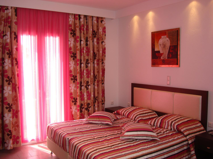 Bedroom 2, Elena Studios and Suites, South Aegean