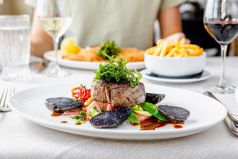 Food & Drinks 4, Hotel UTO KULM car-free hideaway in Zurich, Affoltern
