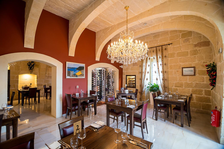Food & Drinks 5, Il-Logga Boutique Hotel