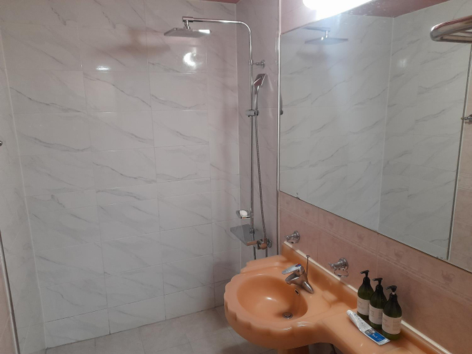 Bathroom 4, Goodstay Nobless Hotel Suncheon, Suncheon