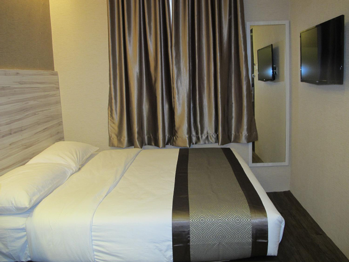 Bedroom 6