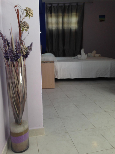 Bedroom 4, Zefyros Hotel, South Aegean
