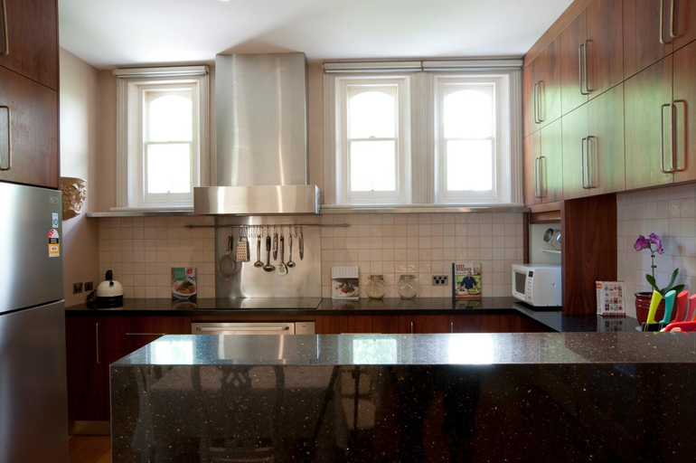 Dining Room 7