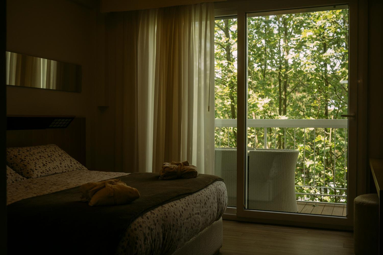 Bedroom 3, Hotel Saraceno Resort with Private Beach, Ravenna