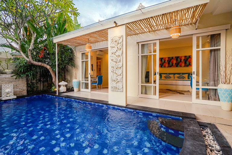 Swimming Pool 21