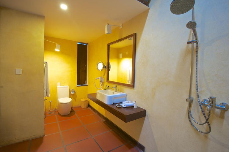 Bathroom 5, Jetwing Thalahena Villa, Negombo