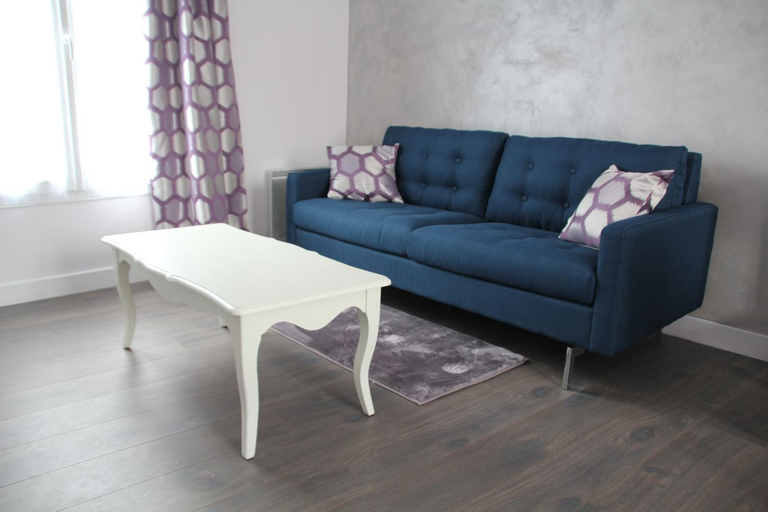 Others 2, Cosy Apparts Suresnes La Defense, Hauts-de-Seine