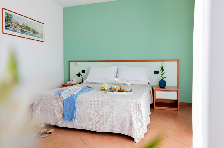 Bedroom 2, Nettuno Residence Hotel, Verona
