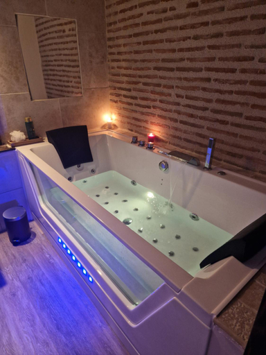 Bathroom 3, La Maison Pas'Chaaxe, Loir-et-Cher