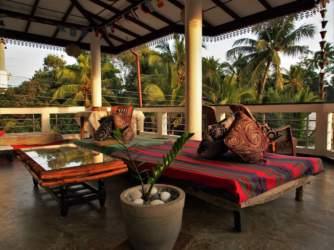 Others 5, Disna Place, Habaraduwa