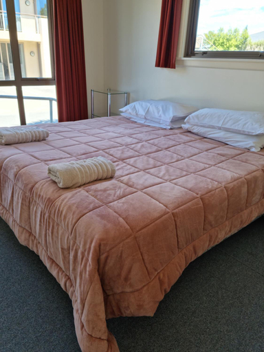 Bedroom 2, Methven Motel & Apartments, Ashburton