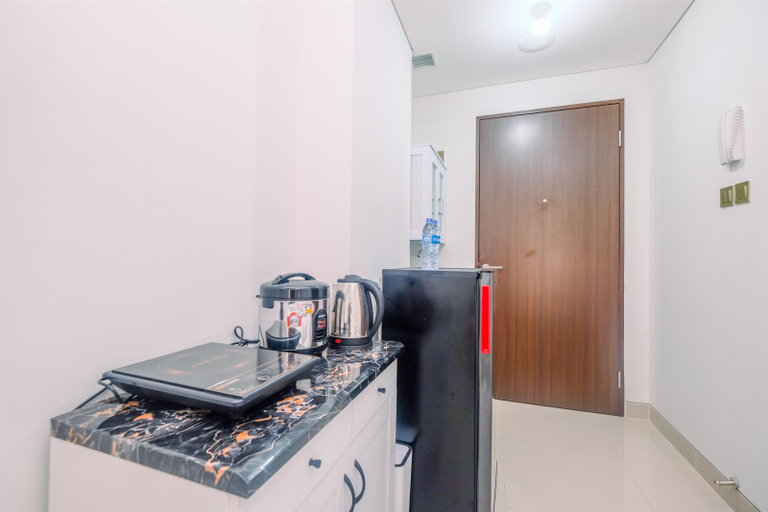 Others 4, Luxury Studio at Transpark Cibubur Apartment By Travelio, Depok