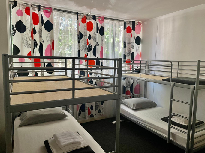 Bedroom 3, Cambridge Lodge Guest House, Sydney