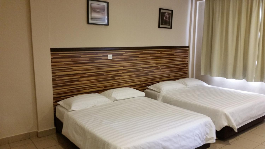 Bedroom 12