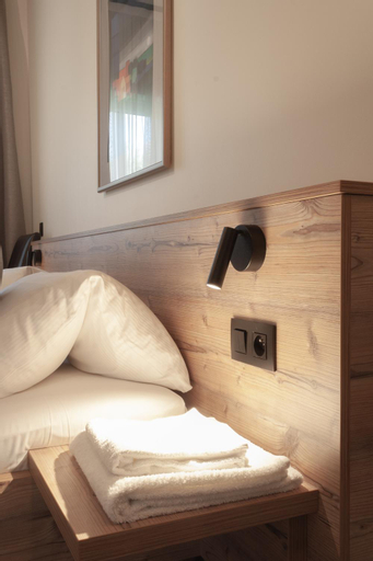 Bedroom 24