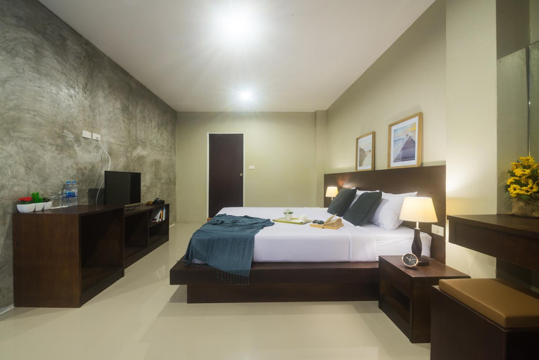 Bedroom 13