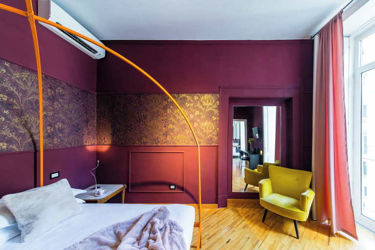 Bedroom 4, Starguest Dante, Napoli