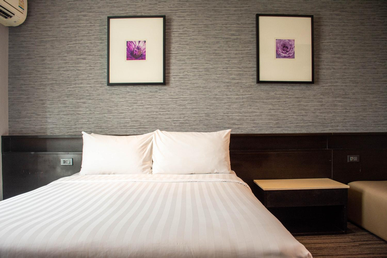 Bedroom 14
