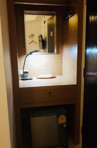 Bathroom 4