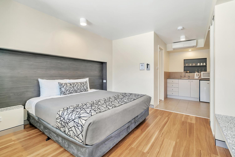 Bedroom 2, Surf Beach Motel Port, Port Macquarie-Hastings - Pt A