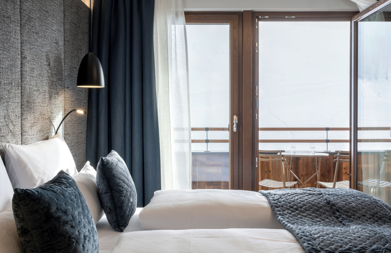 Bedroom 3, Ski & Bike Hotel Wiesenegg, Zell am See