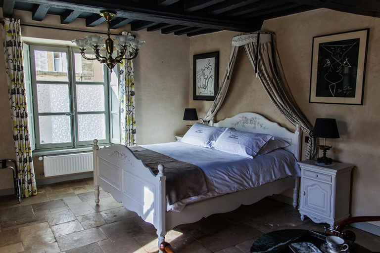 Bedroom 2, Manoir Sainte Victoire, Calvados
