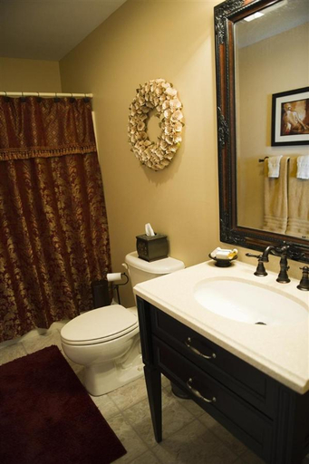 Bathroom 4, Inn at the Old Silk Mill, Fredericksburg
