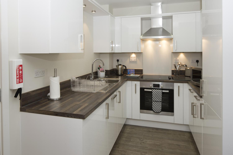 Others 4, HOF - Beneficial House, Bracknell Forest