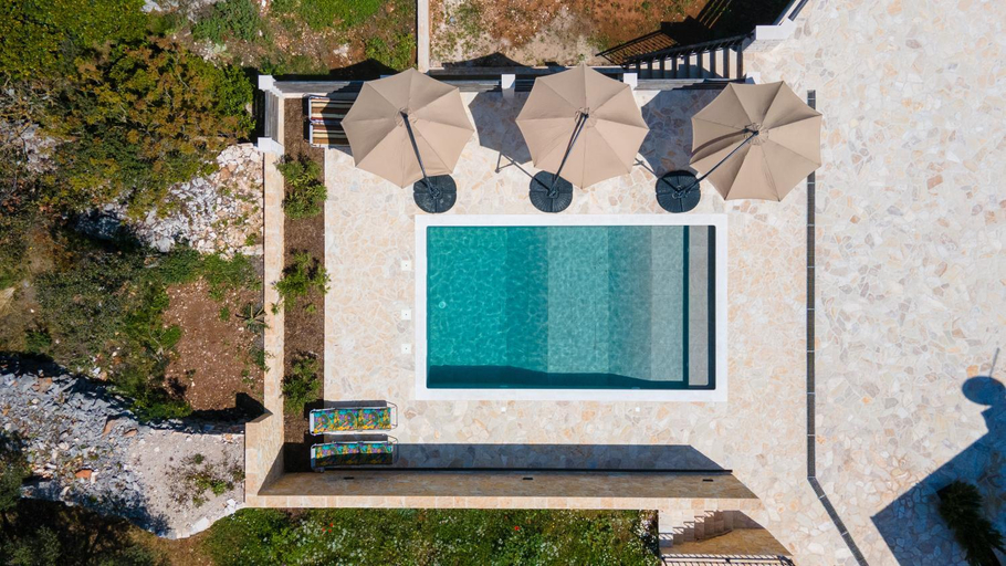 Others 3, Apartments Silent Olive Garden, Vela Luka