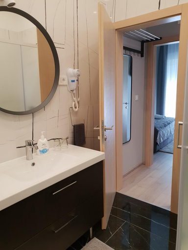 Bathroom 3, Apartmani Kameno Sidro, Bilice