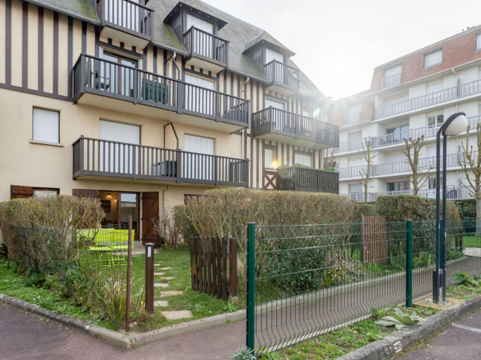 Apartment Le Vert Clos by Interhome, Calvados