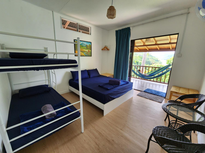 Bedroom 2, Bigfin Beach Resort, Kota Belud