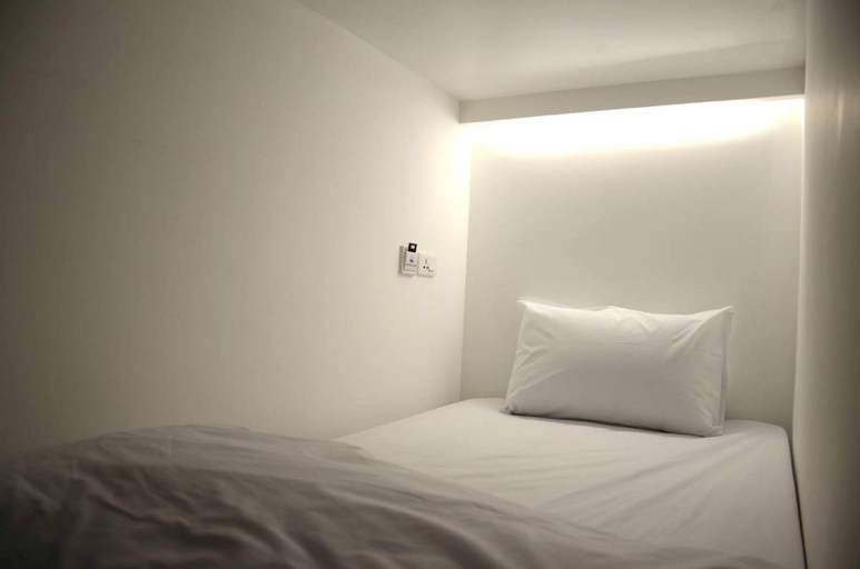 Bedroom 13