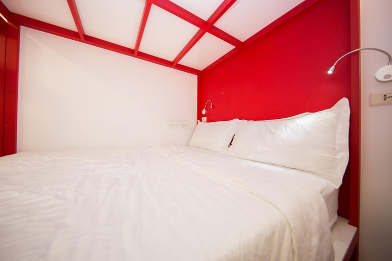 Bedroom 9