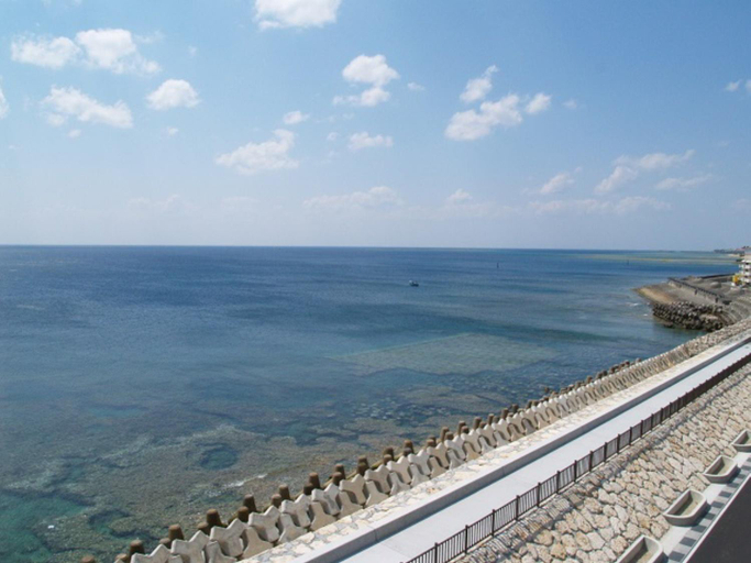 Others 4, Lagoon Palace, Kadena