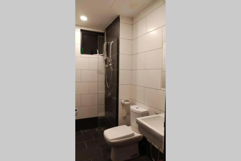 Comfortable and relax 2R2B, Netflx and Wi-Fi provided, Batu Caves