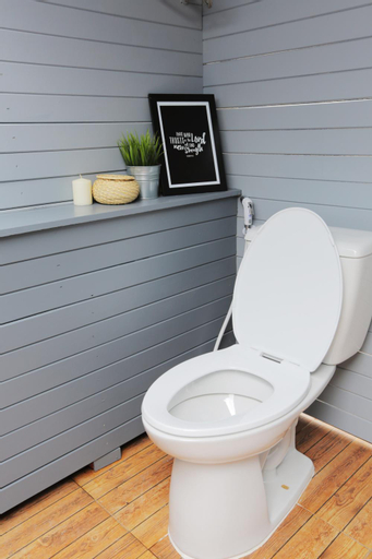 Bathroom 9