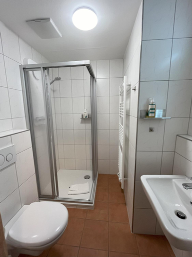 Bedroom 3, Hotel am Steinertsee, Kassel
